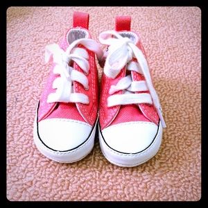 Pink infant converse